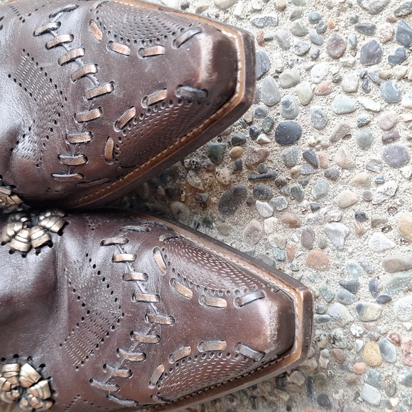 Y2K BCBGirls Brown Leather Cowboy Boots Size 8.5 B - Picture 4 of 13